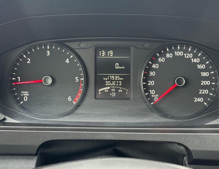 Volkswagen Transporter 25