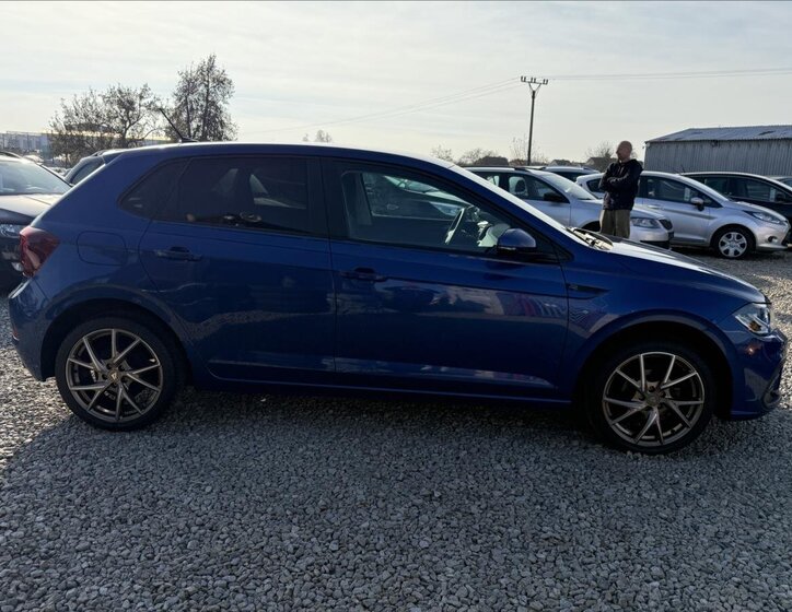 Volkswagen Polo Hatchback 999,0 70 kw
