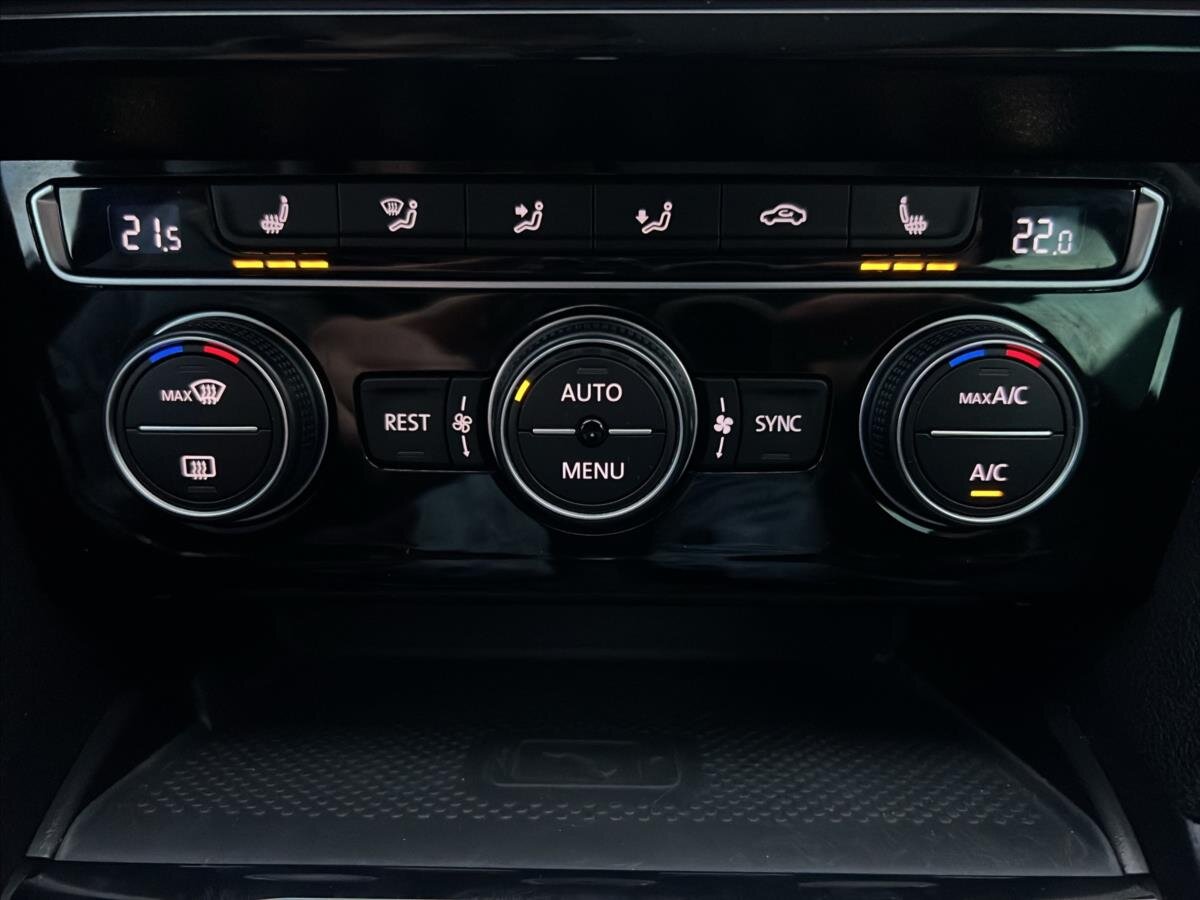 Volkswagen Passat Kombi 2,0 l 140 kw