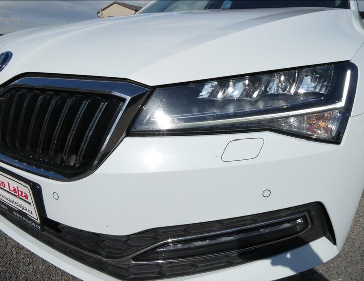 Škoda Superb 4