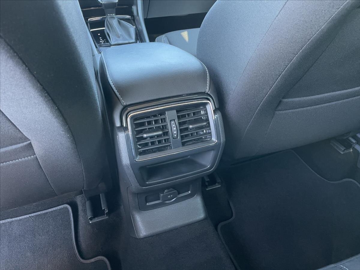 Škoda Karoq SUV / Terénní 2,0 l 110 kw