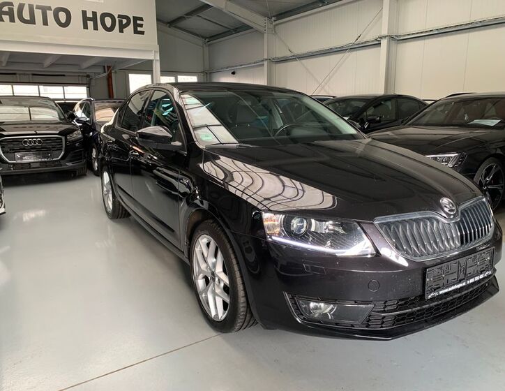 Škoda Octavia 1