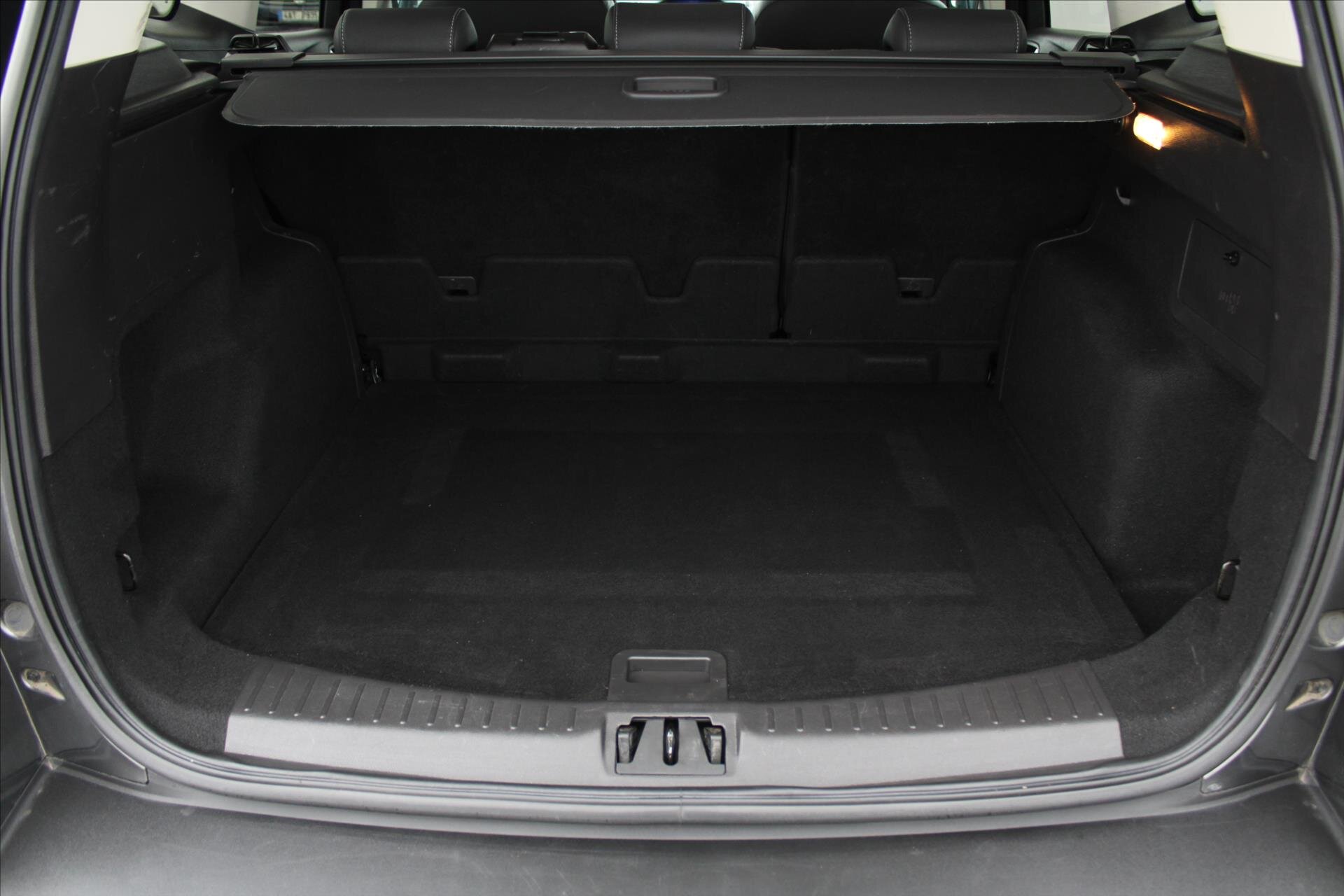 Ford Kuga SUV 1,5 l 110 kw