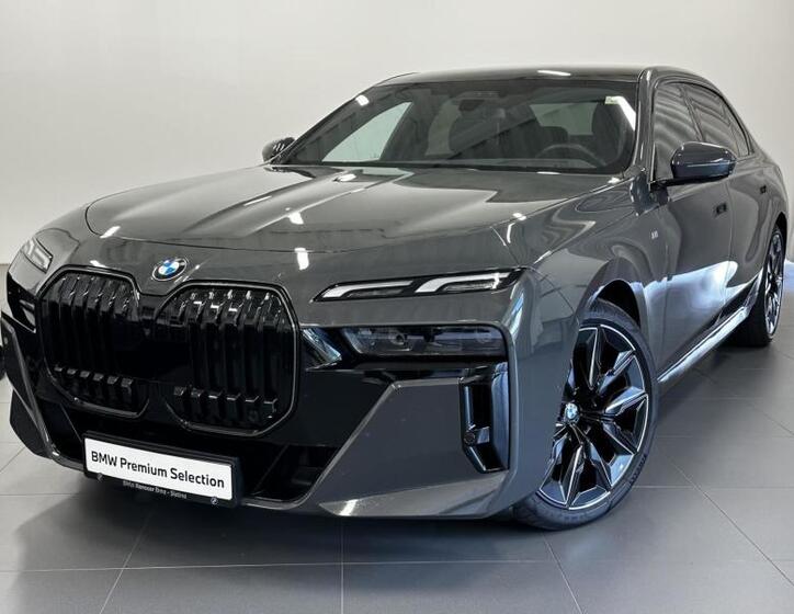 BMW Řada 7 1
