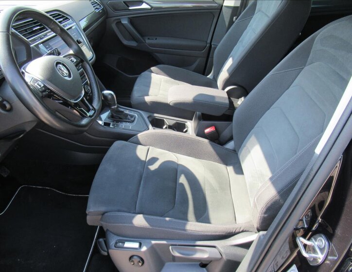 Volkswagen Tiguan 19