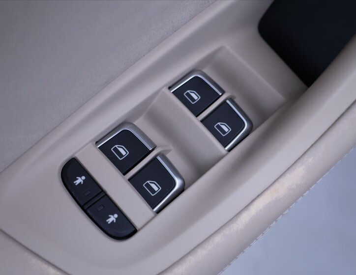 Audi A6 Allroad Kombi 3,0 l 200 kw