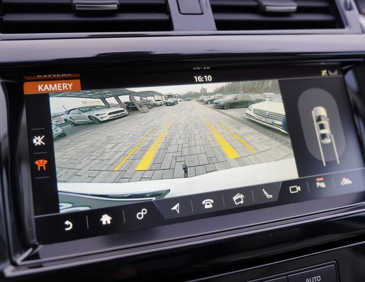 Land Rover Discovery 60