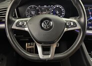 Volkswagen Touareg 9