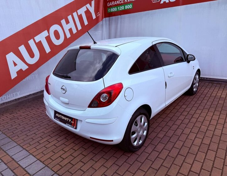 Opel Corsa Hatchback 1,2 l 63 kw