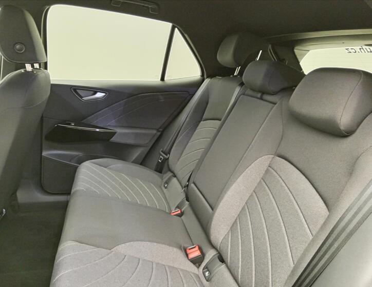 Volkswagen ID.3 11