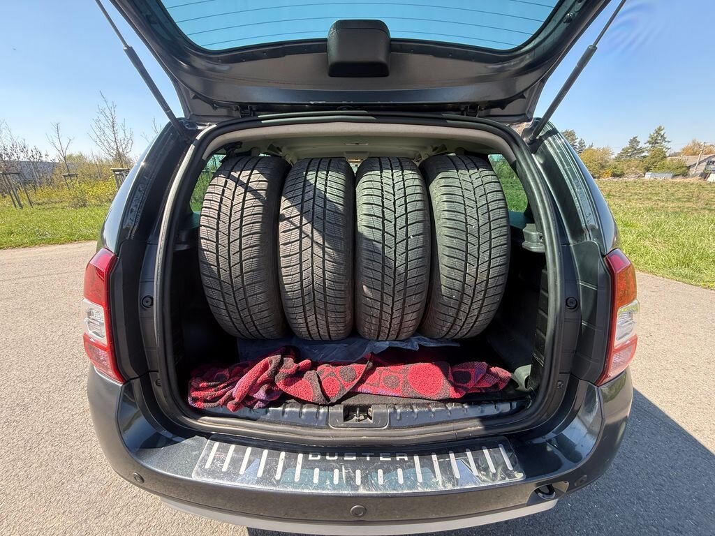 Dacia Duster SUV / Terénní 1,5 l 80 kw