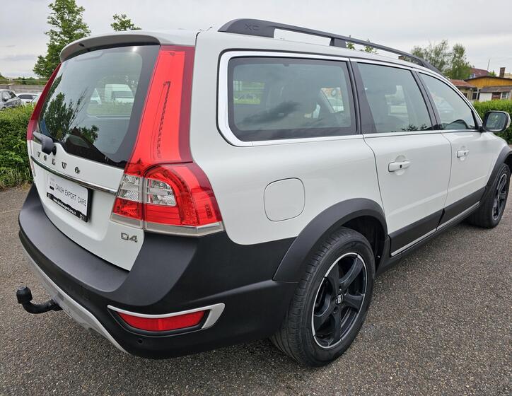 Volvo XC70 5