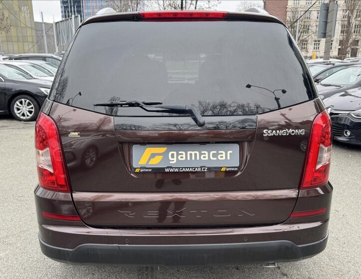 SsangYong Rexton SUV / Terénní 2,0 l 114 kw