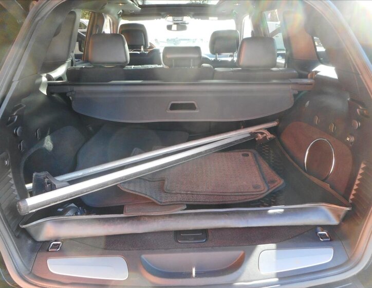Jeep Grand Cherokee 29