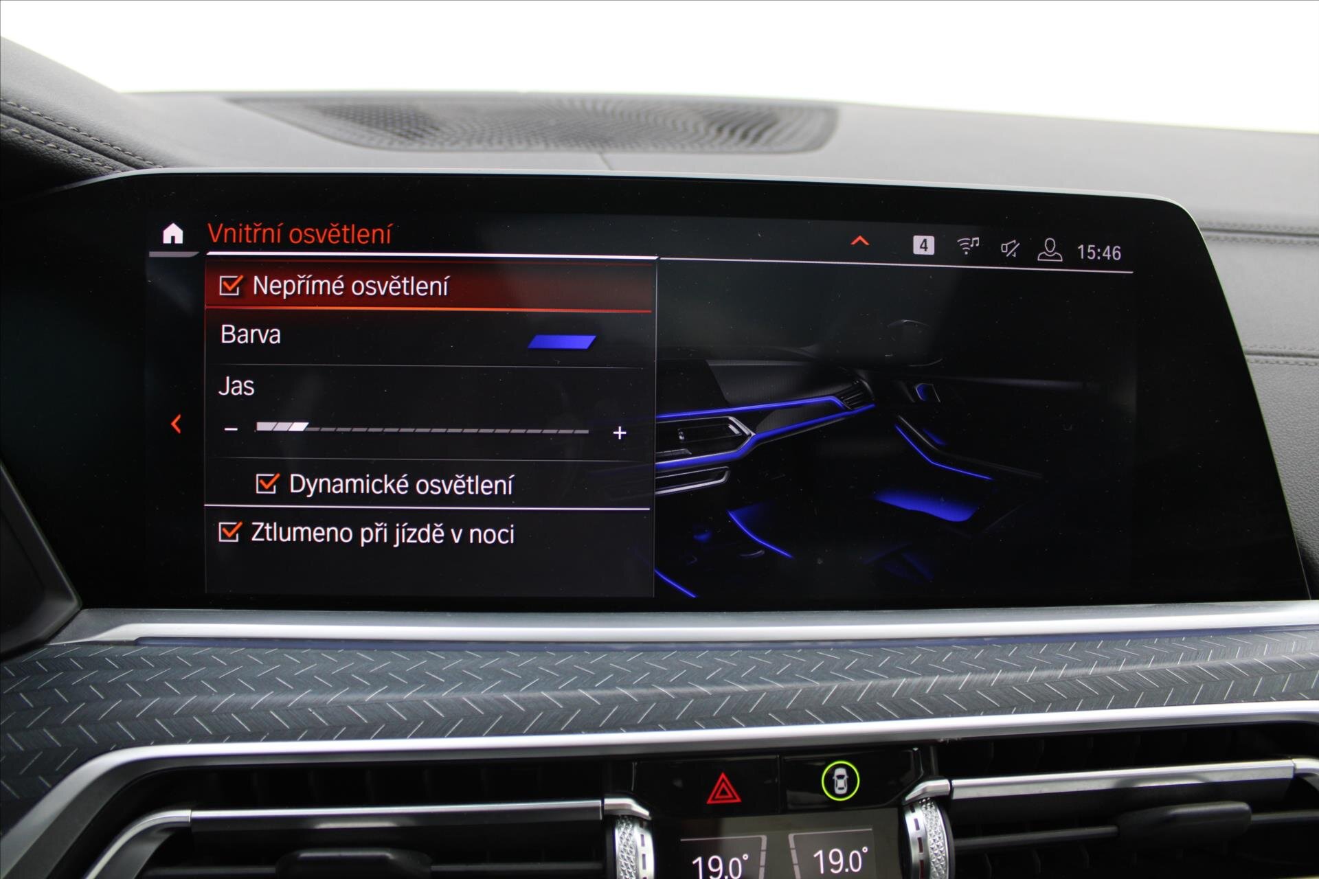 BMW X7 SUV 4,4 l 390 kw