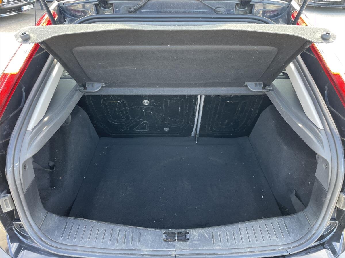 Ford Focus Hatchback 1,6 l 74 kw