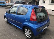 Peugeot 107 Hatchback 998,0 50 kw