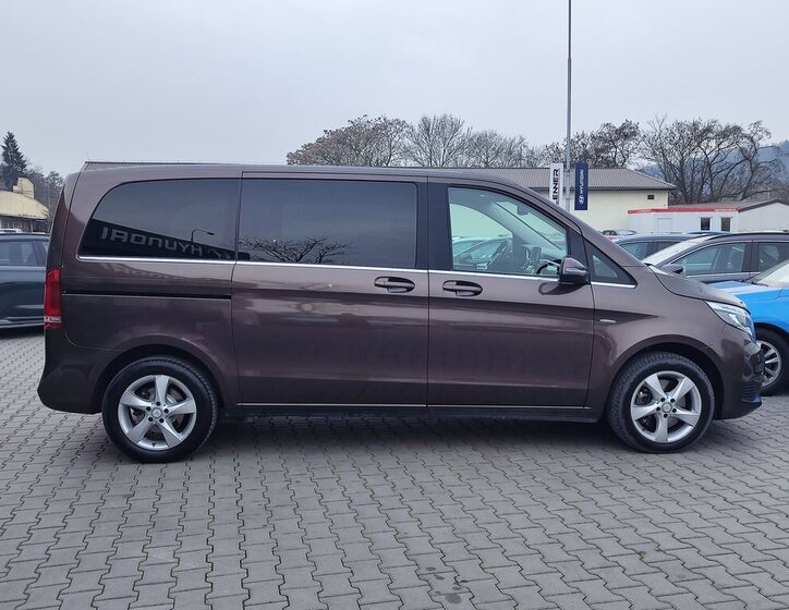 Mercedes-Benz Třídy V 4