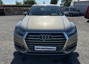 Audi Q7 8