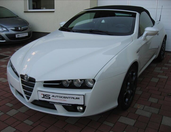 Alfa Romeo Spider Kabriolet 2,2 l 136 kw