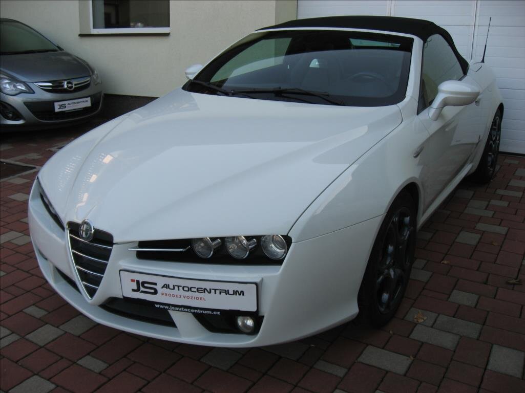 Alfa Romeo Spider Kabriolet 2,2 l 136 kw