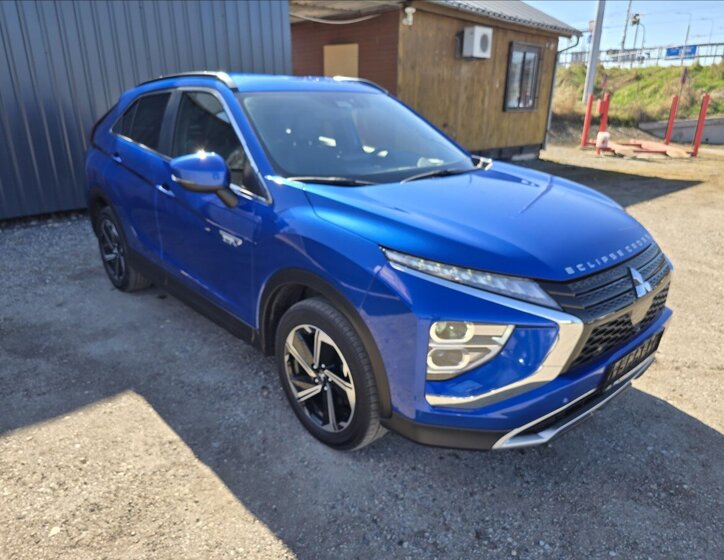 Mitsubishi Eclipse Cross CUV / Crossover 2,4 l 72 kw