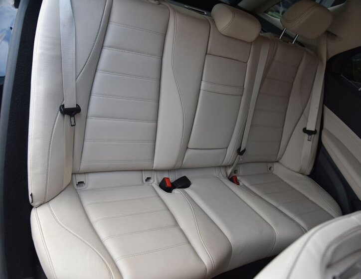 Mercedes-Benz GLE 27