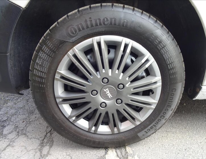 Volkswagen Fox Hatchback 1,4 l 51 kw