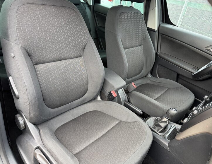 Škoda Yeti SUV / Terénní 1,6 l 77 kw