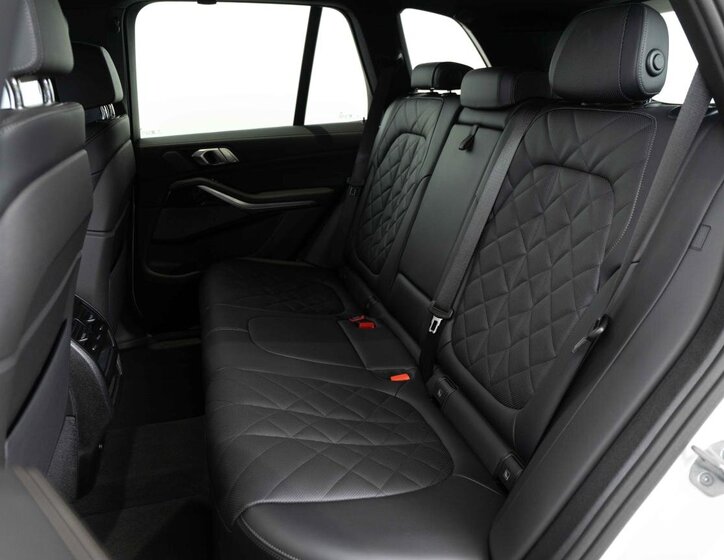 BMW X5 SUV / Terénní 3,0 l 280 kw
