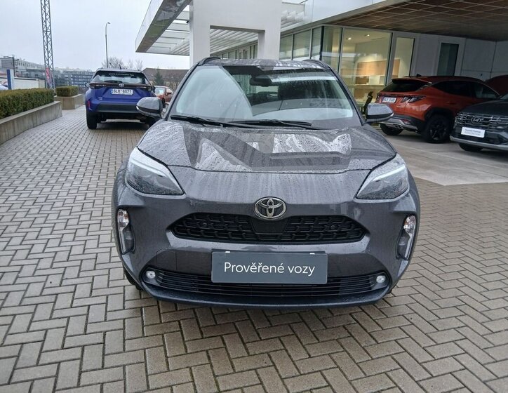 Toyota Yaris Cross SUV 1,5 l 68 kw
