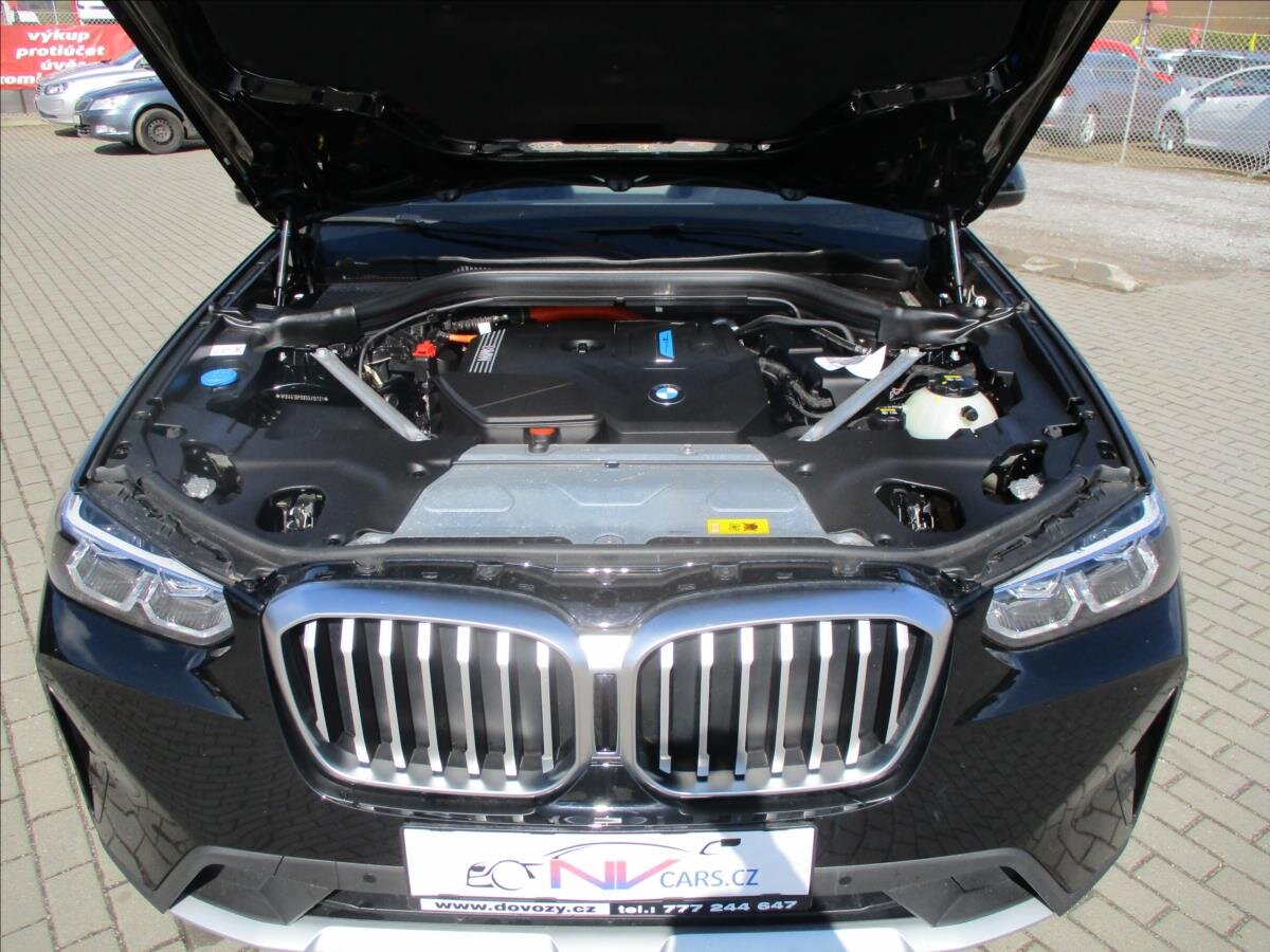 BMW X3 SUV / Terénní 2,0 l 215 kw