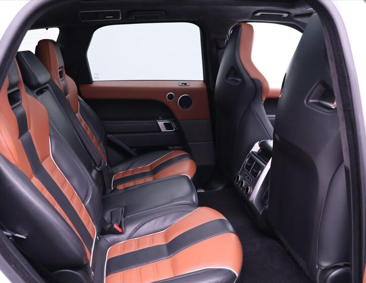 Land Rover Range Rover 16