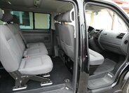 Volkswagen Caravelle 17