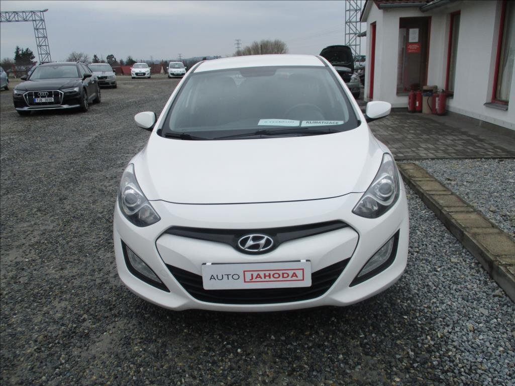 Hyundai i30 Hatchback 1,6 l 88 kw