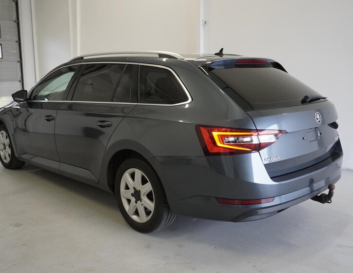 Škoda Superb Kombi 2,0 l 110 kw