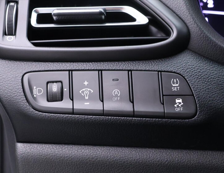 Hyundai i30 Kombi 1,5 l 118 kw