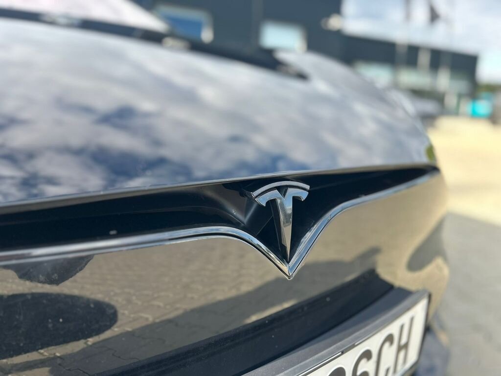 Tesla Model S Sedan / Limuzína 0,0 760 kw