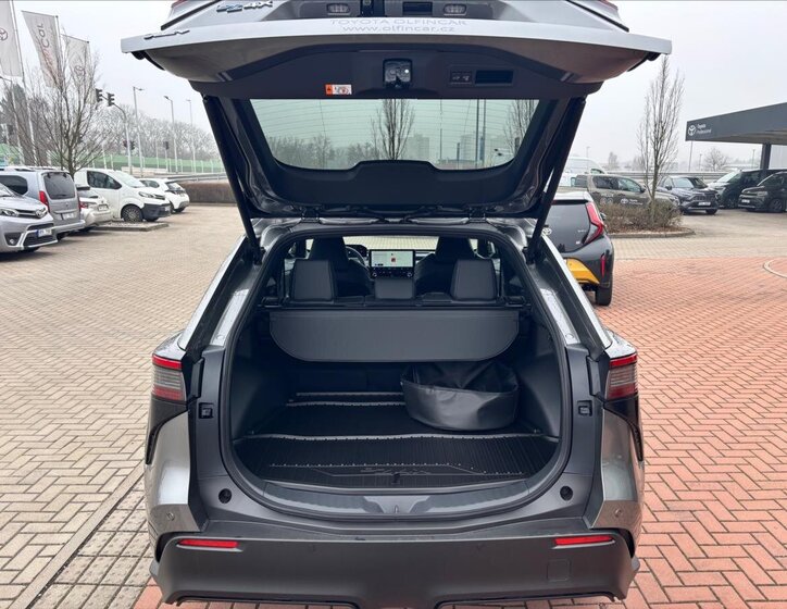 Toyota bZ4X SUV / Terénní 0,0 165 kw