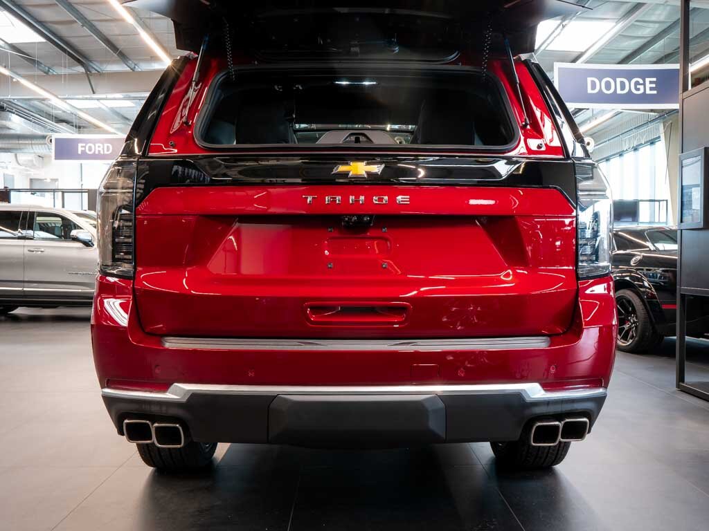 Chevrolet Tahoe SUV 6,2 l 313 kw