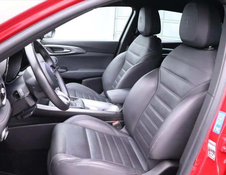 Alfa Romeo Tonale 11