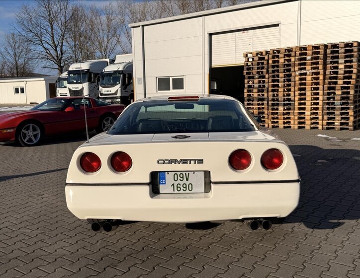 Chevrolet Corvette Kupé 5,7 l 210 kw