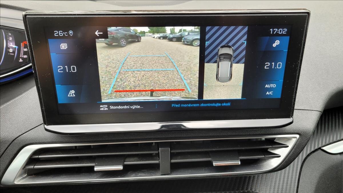 Peugeot 3008 SUV / Terénní 1,5 l 96 kw