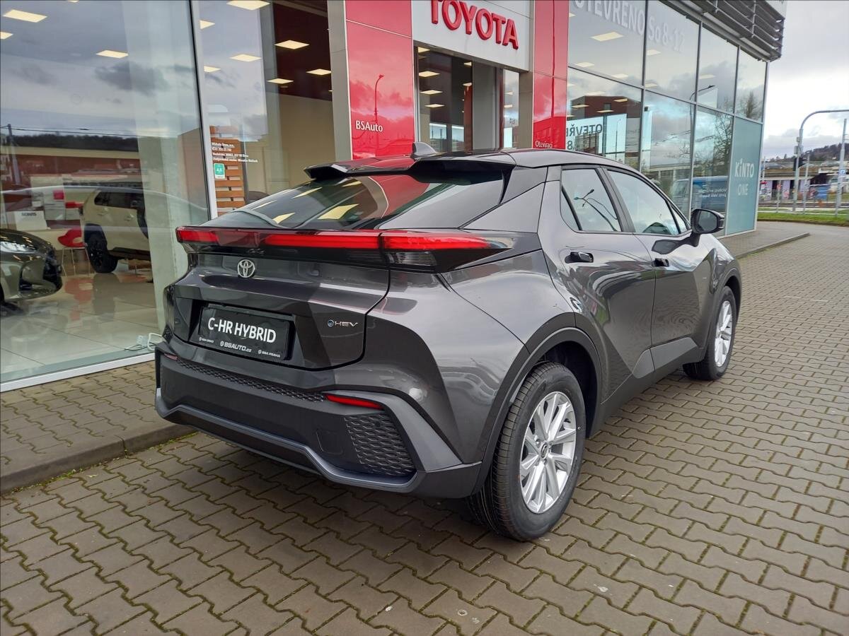 Toyota C-HR Hatchback 1,8 l 103 kw