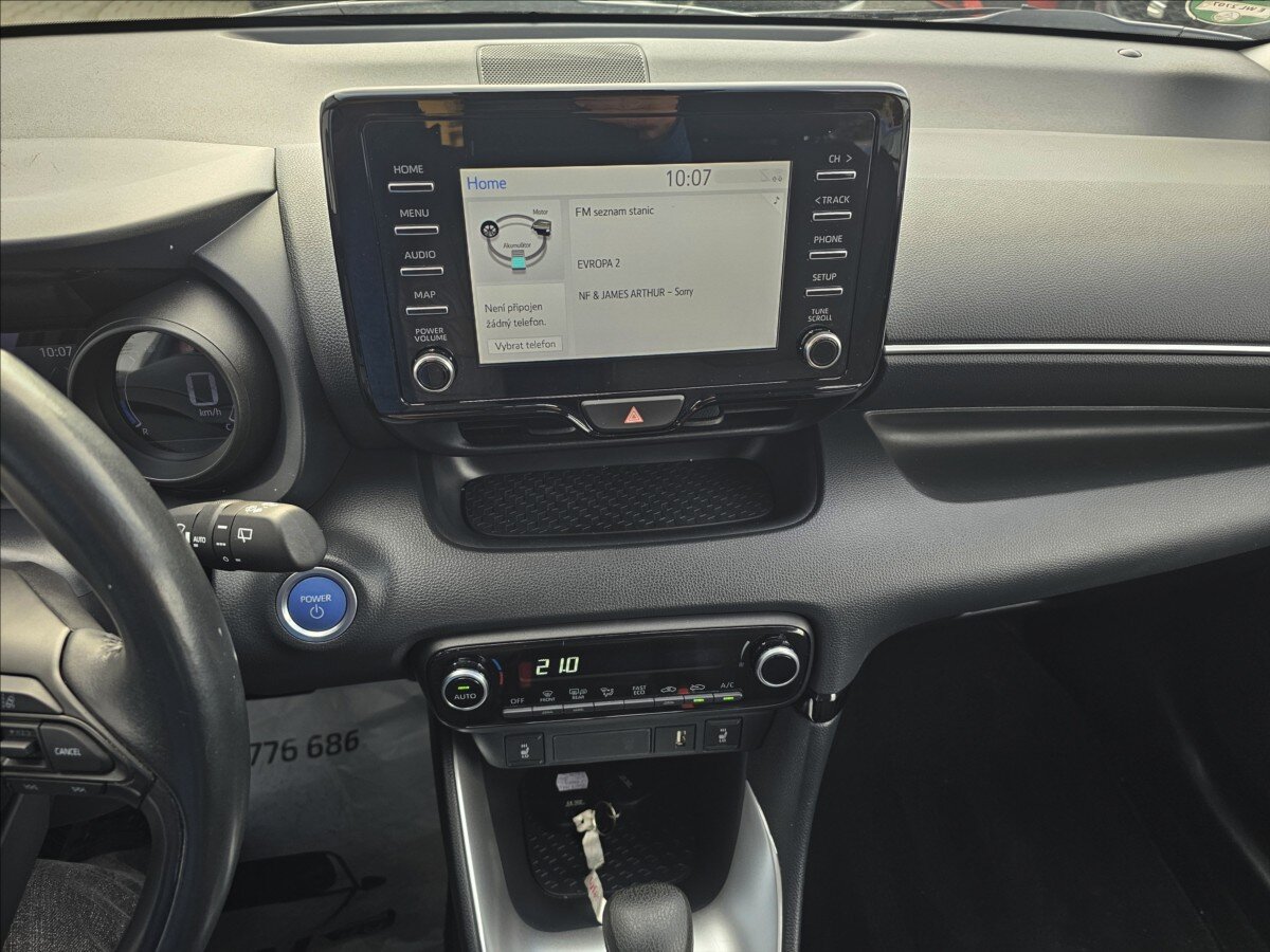 Toyota Yaris Hatchback 1,5 l 68 kw