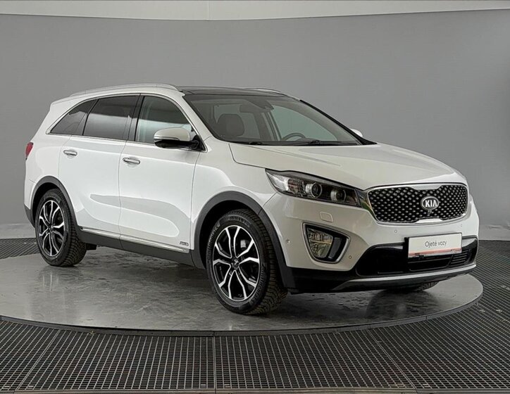 KIA Sorento SUV / Terénní 2,2 l 147 kw