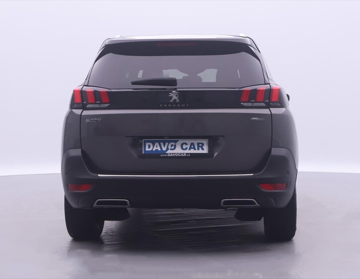Peugeot 5008 6