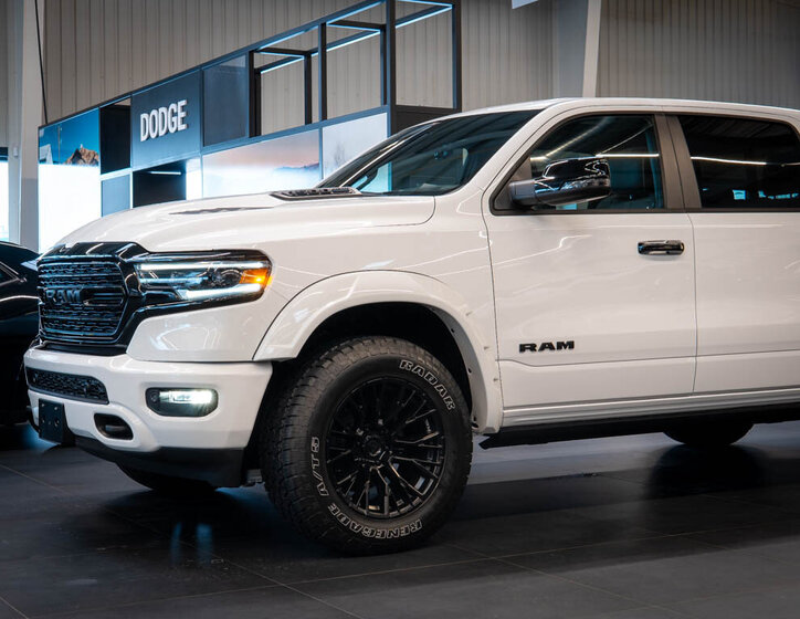 Dodge RAM Pick-up 5,7 l 291 kw