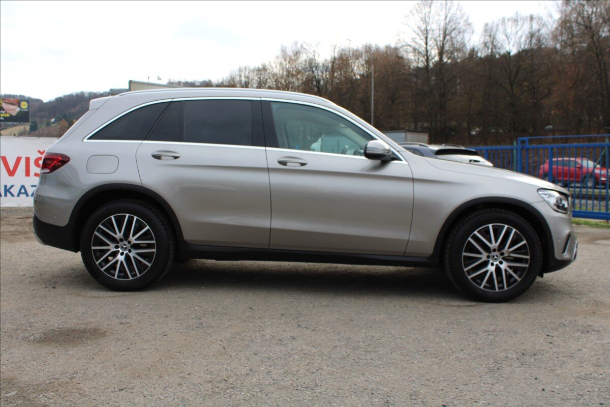Mercedes-Benz GLC SUV / Terénní 2,0 l 143 kw