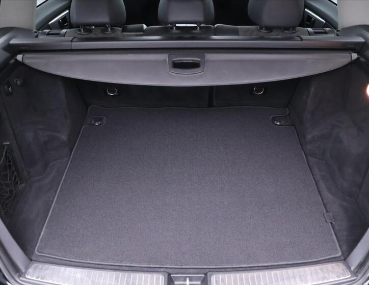 Mercedes-Benz GLK 10